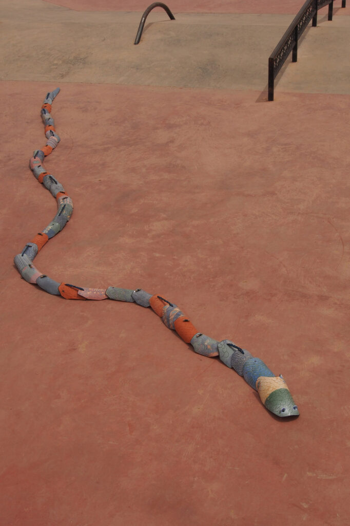 Juliet Merie avec Atelier Beldine, Serpent, Maroc, Centre Fier et Fort, 2025