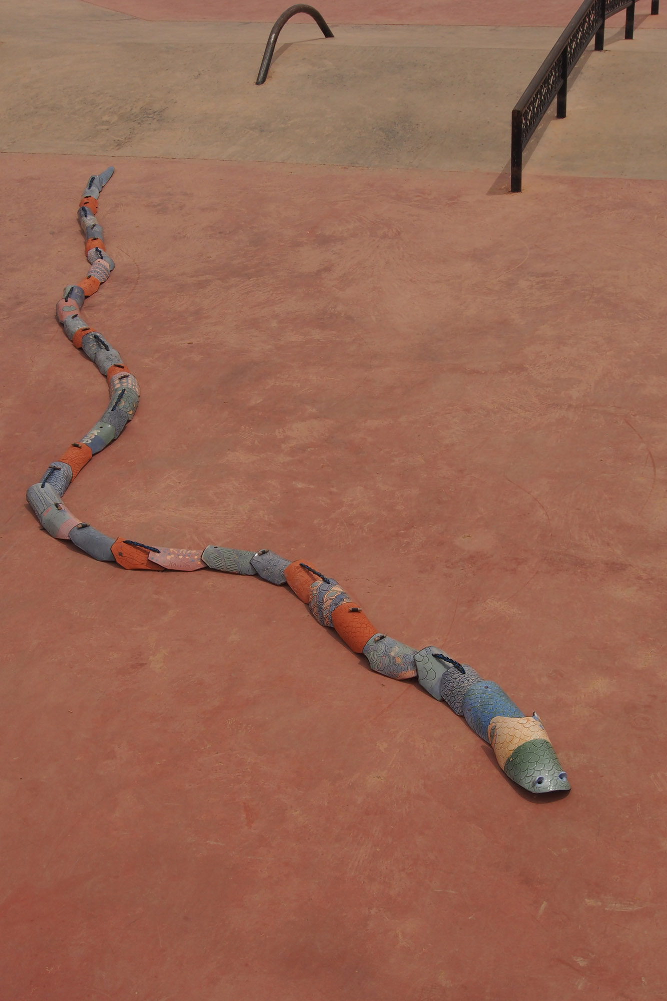 Juliet Merie avec Atelier Beldine, Serpent, Maroc, Centre Fier et Fort, 2025